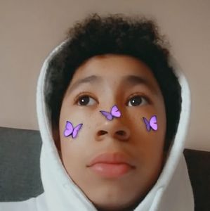 Meet your Posher, Dominic